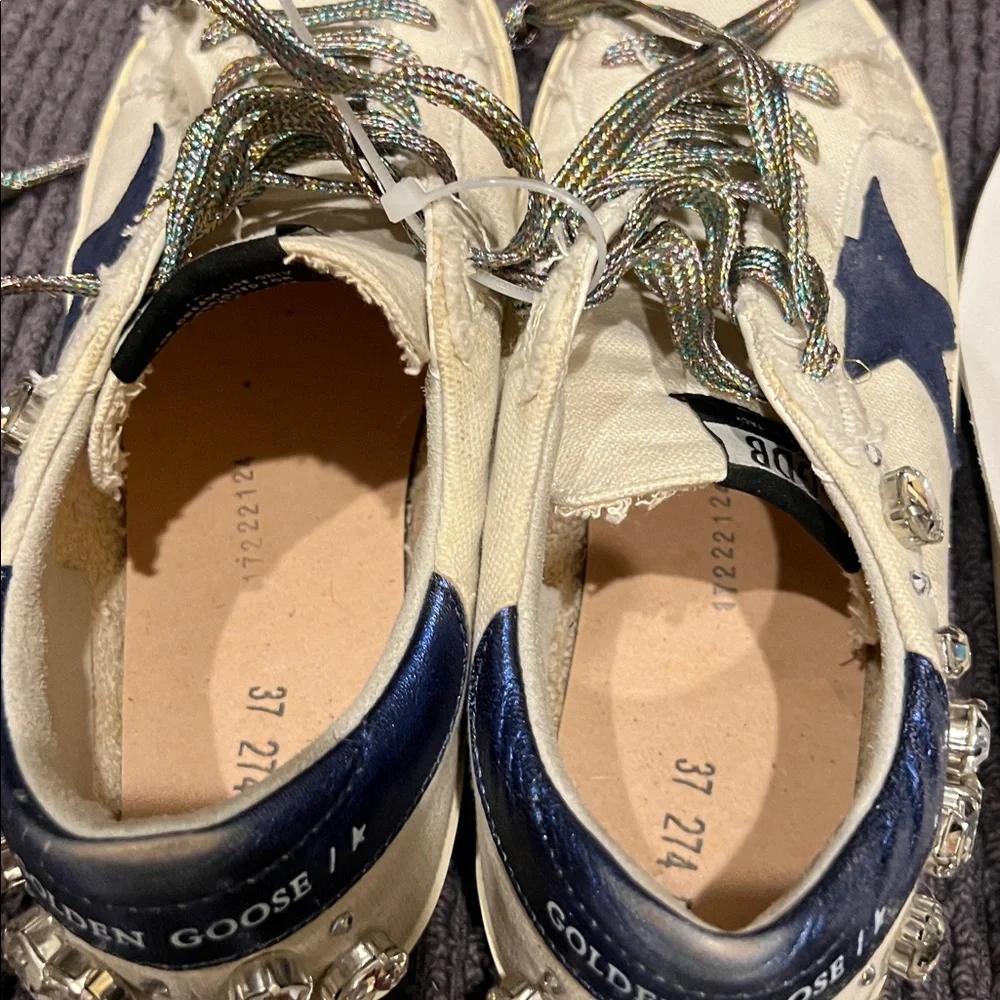 GOLDEN GOOSE limited
Size 37 Superstar Sneaker Embellished - Picture 8 of 16